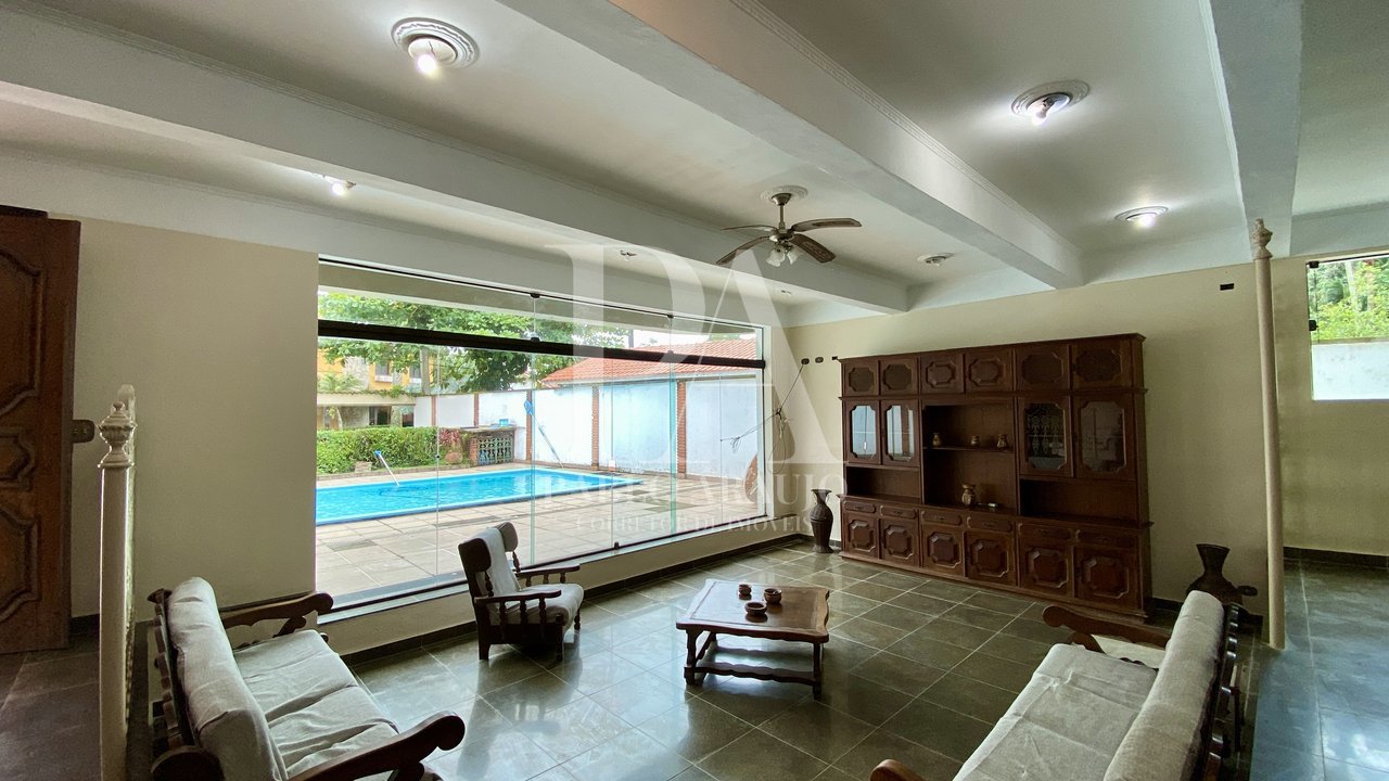 Casa — foto 1 de 6