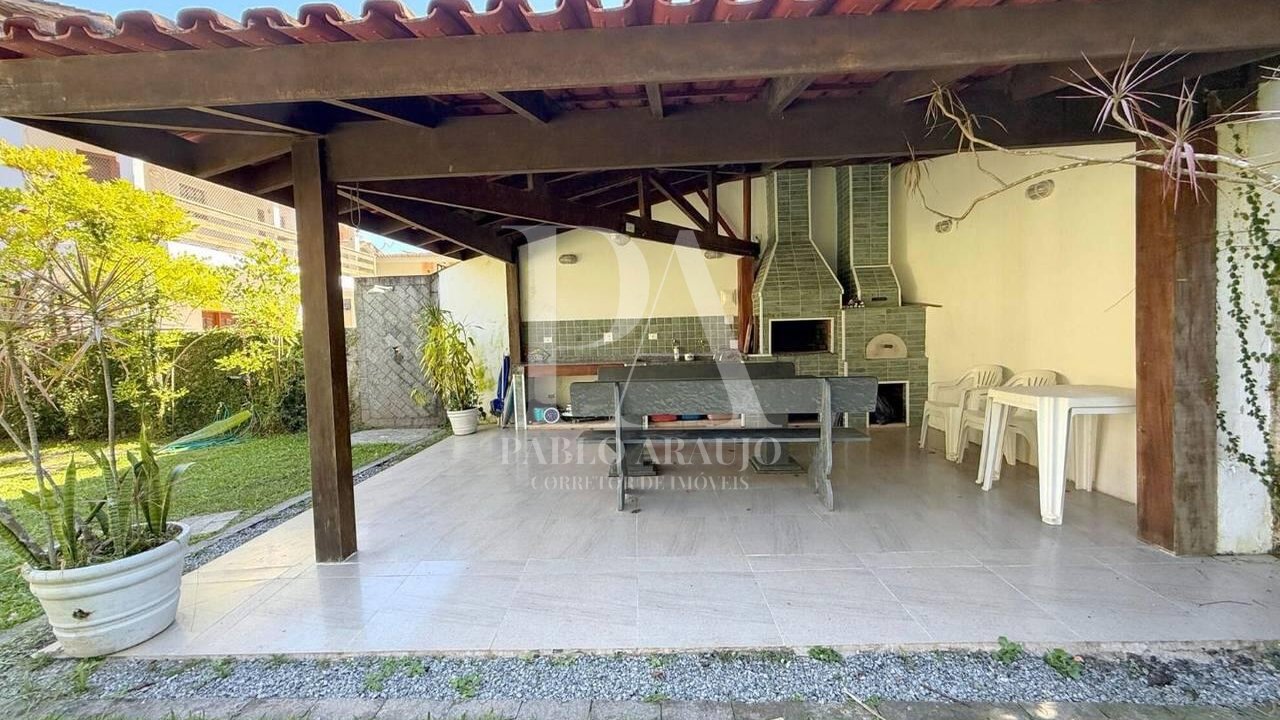 Casa — foto 1 de 6