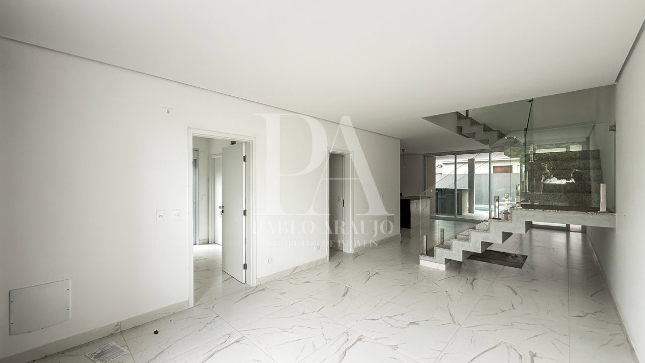Casa em Condomínio — foto 2 de 35