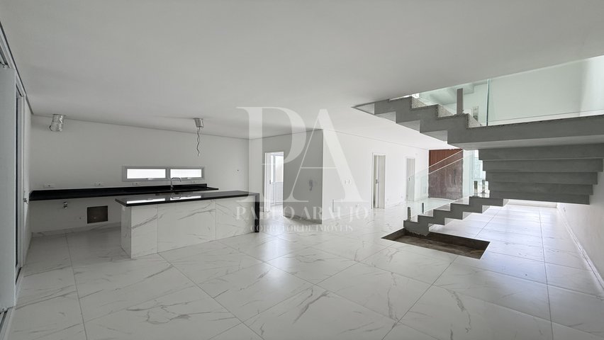 Casa em Condomínio — foto 2 de 40