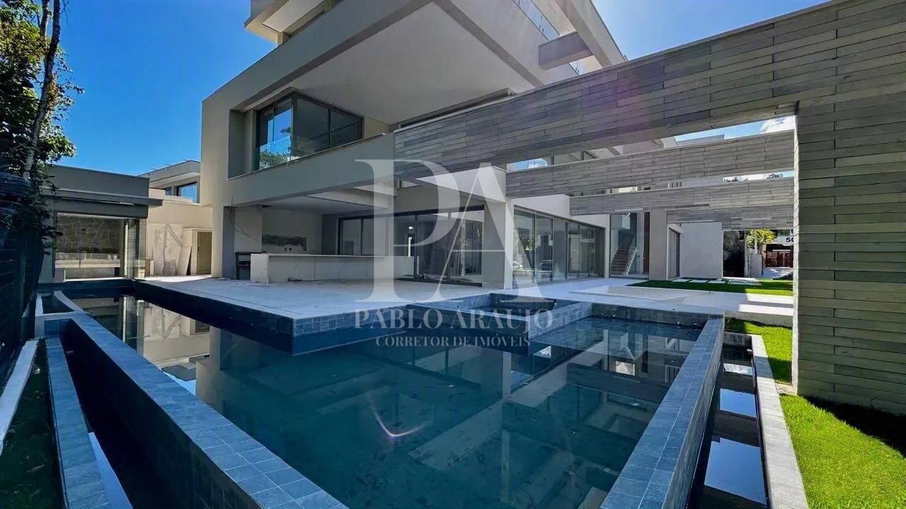 Casa — foto 1 de 2