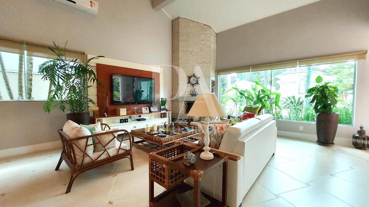 Casa — foto 3 de 28