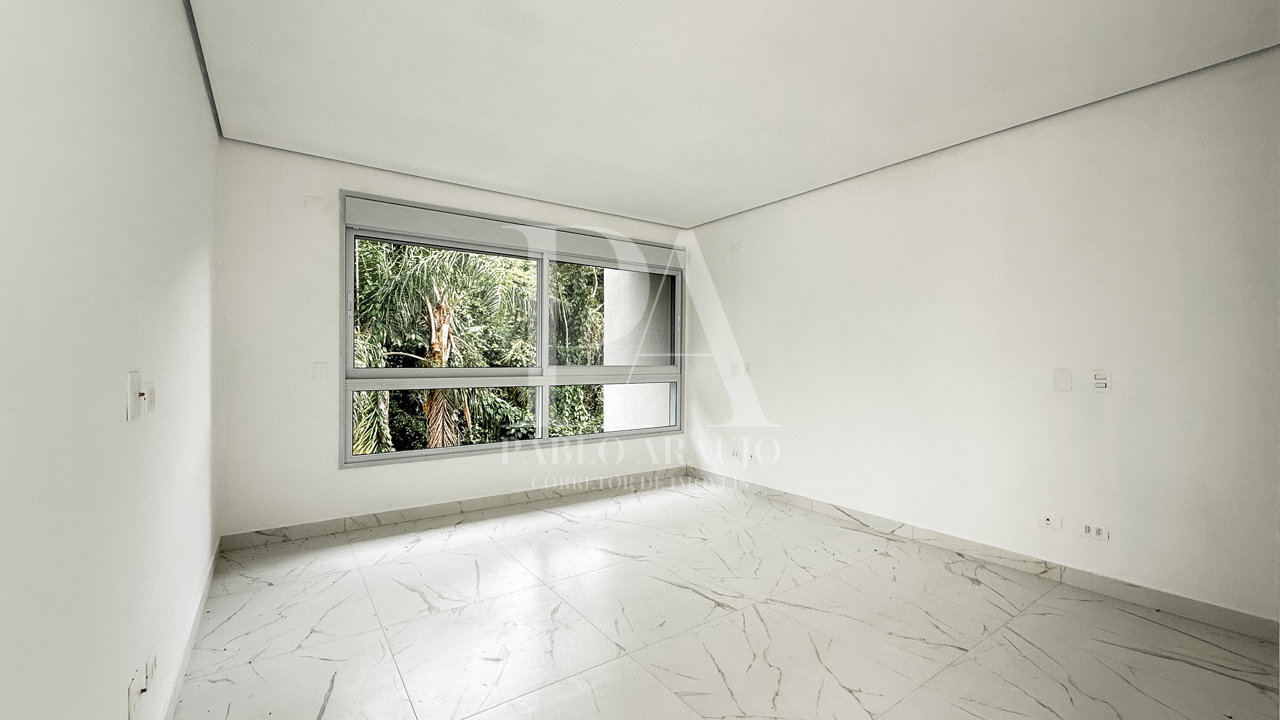 Casa em Condomínio — foto 8 de 33