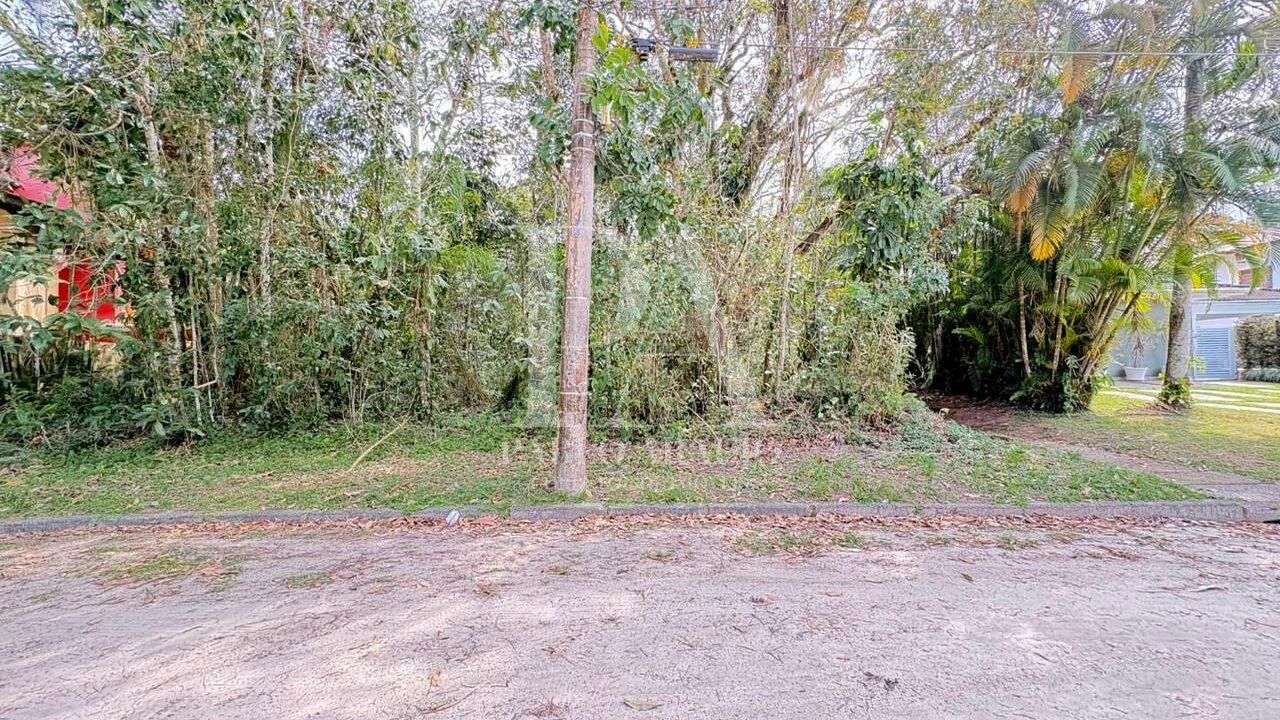 Terreno — foto 1 de 2