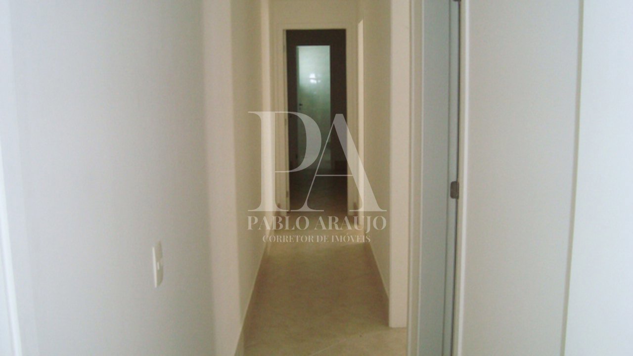 Apartamento — foto 2 de 32